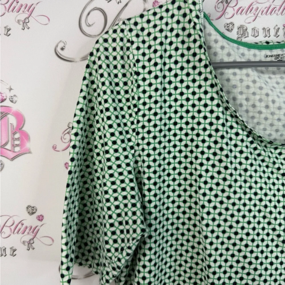 Jones New York T-shirt geometry style dotted Green Geometric Short Sleeve Top - Picture 5 of 10